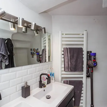 Appartement Comme Maison A Parijs